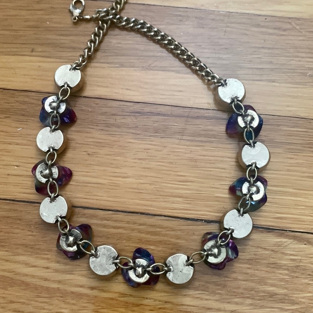 Bold Rhinestone Flower Chain Statement Necklace - image 5